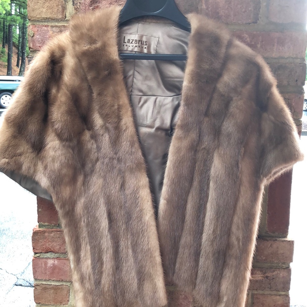 Vintage shoulder wrap